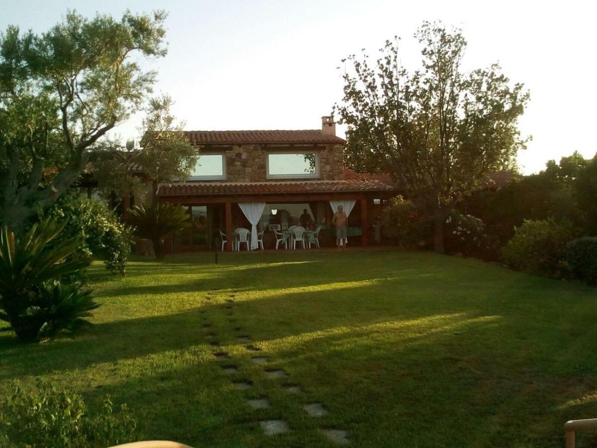 Villa Kate B&B Porto San Paolo  Esterno foto