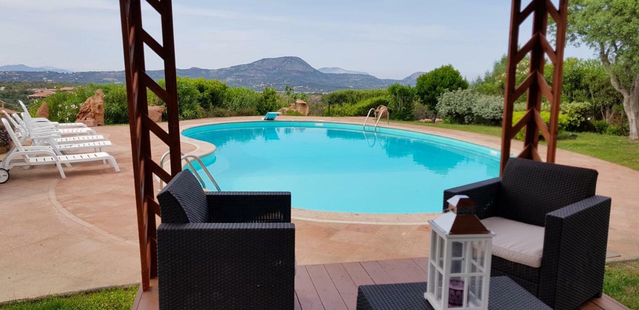 Villa Kate B&B Porto San Paolo  Esterno foto