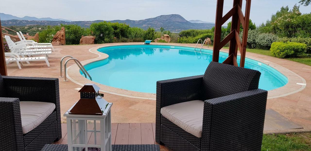 Villa Kate B&B Porto San Paolo  Esterno foto
